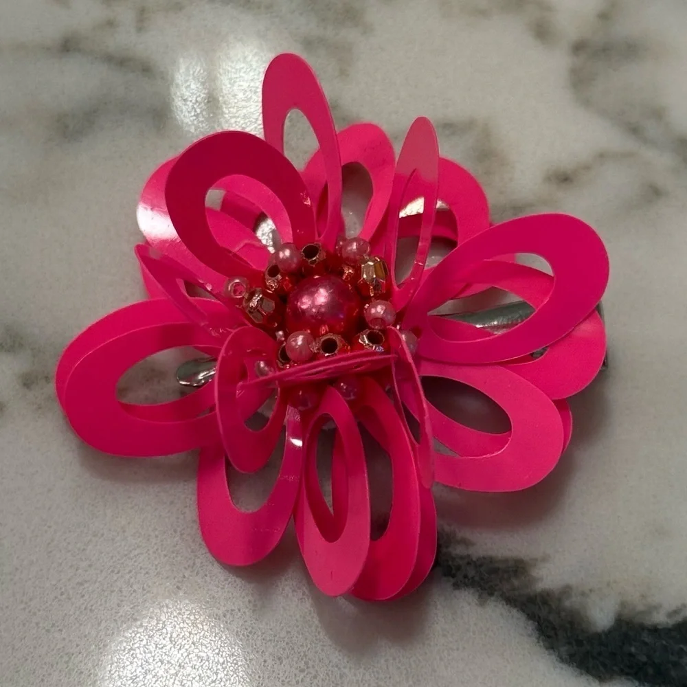 NWOT ❤️ Hot Pink Floral Embellished Hair Clip